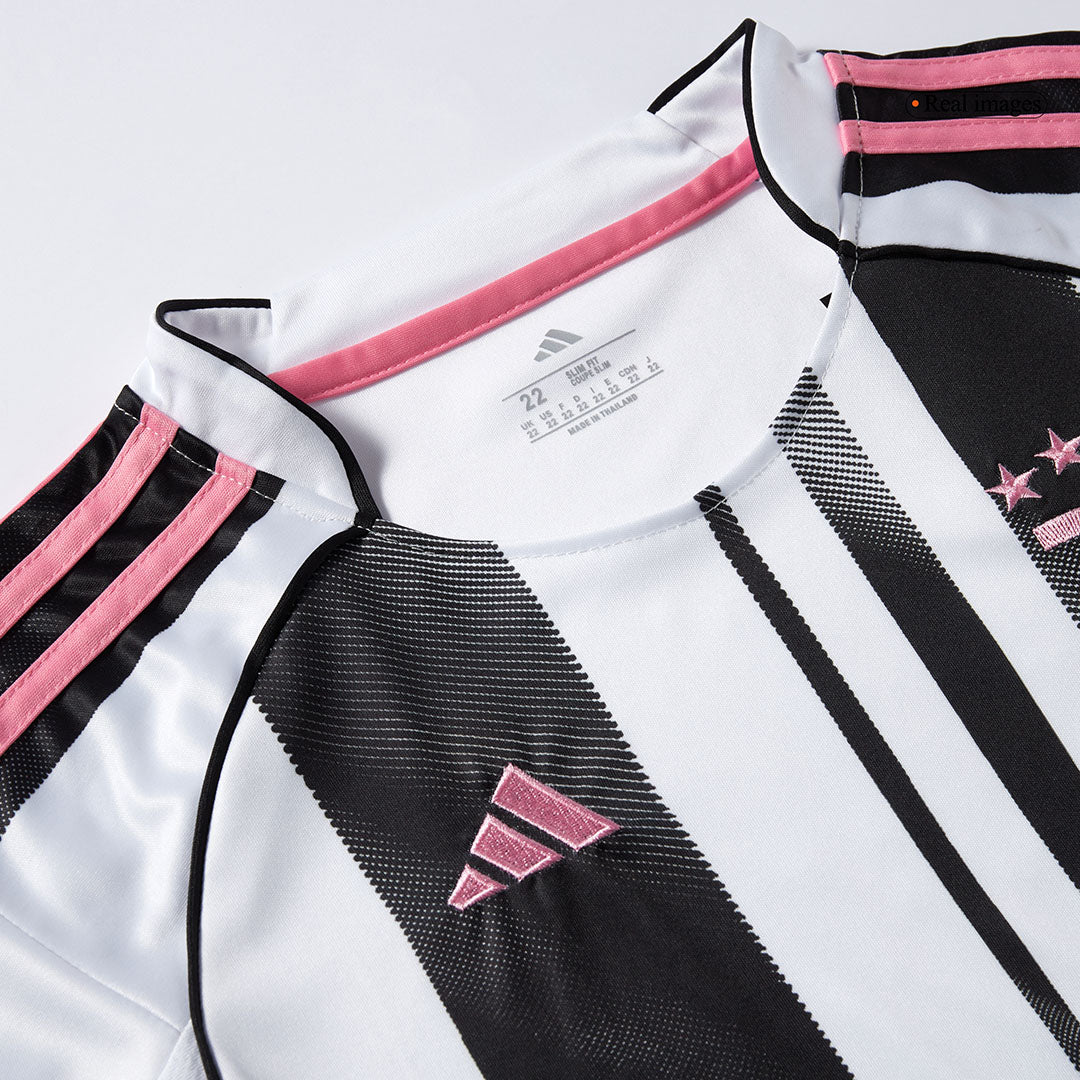 Juventus Infantil Casa Futebol Camisa Conjunto (Camisa + Calção + Meias) 2025/26