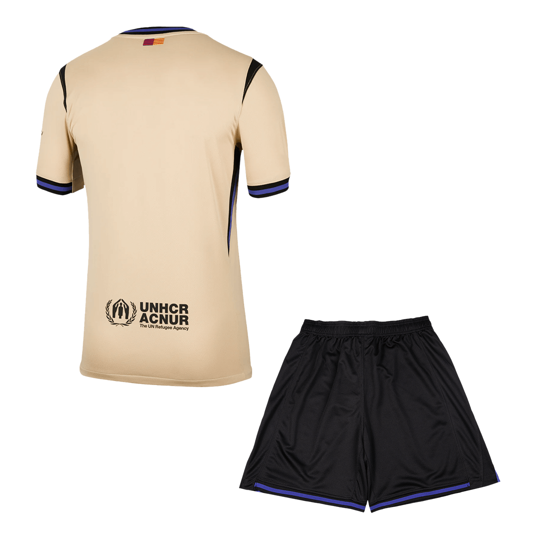 Barcelona
Fora
Camisa
Conjunto (Camisa + Calções)
2025/26