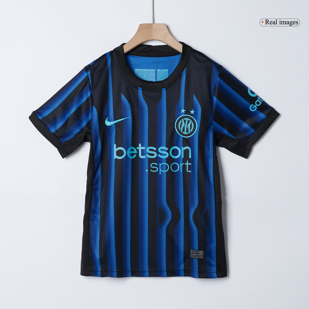Inter Milan Infantil Casa Conjunto (Camisa + Calção + Meias) 2025/26