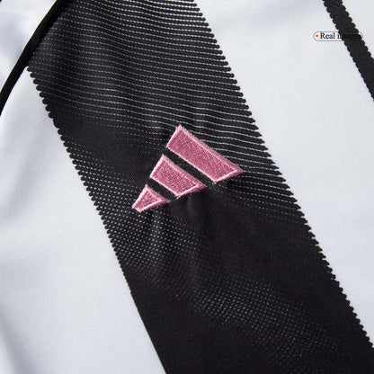 Juventus Infantil Casa Futebol Camisa Conjunto (Camisa + Calção + Meias) 2025/26
