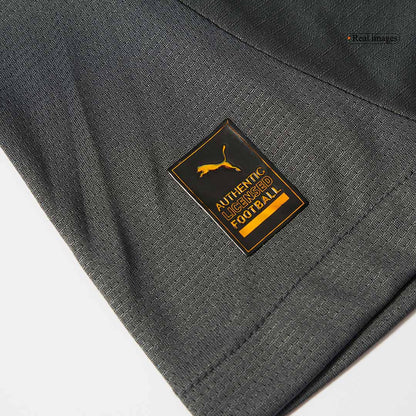 Camisola de futebol autêntico PULISIC #11 AC Milan Third Away 2024/25