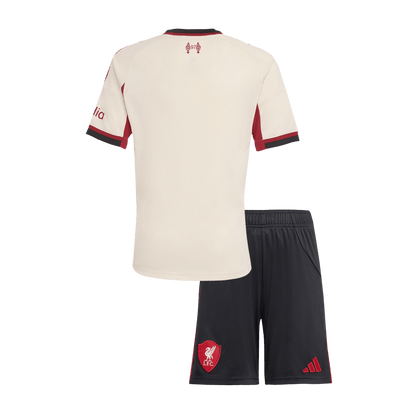 Liverpool 
 Fora 
Camisas Infantis 
Conjunto 2025/26 
 Branco