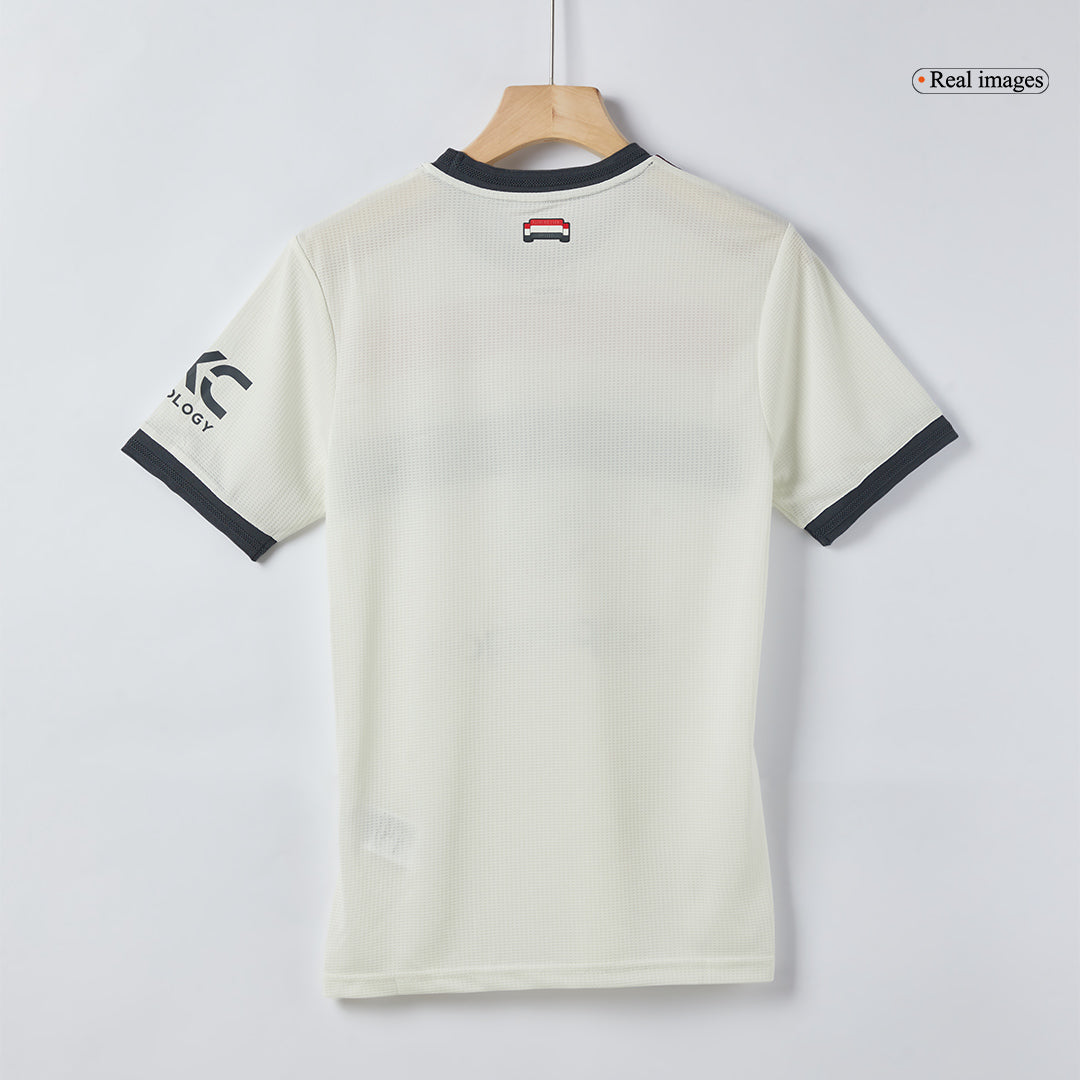 Camisola de futebol autêntica GARNACHO #17 Manchester United Third Away 2024/25