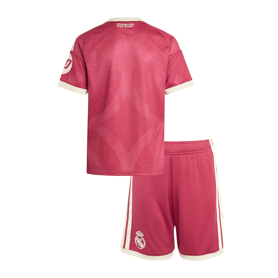 Real Madrid Infantil 
 Terceira Futebol Camisa 2026/27 Rosa