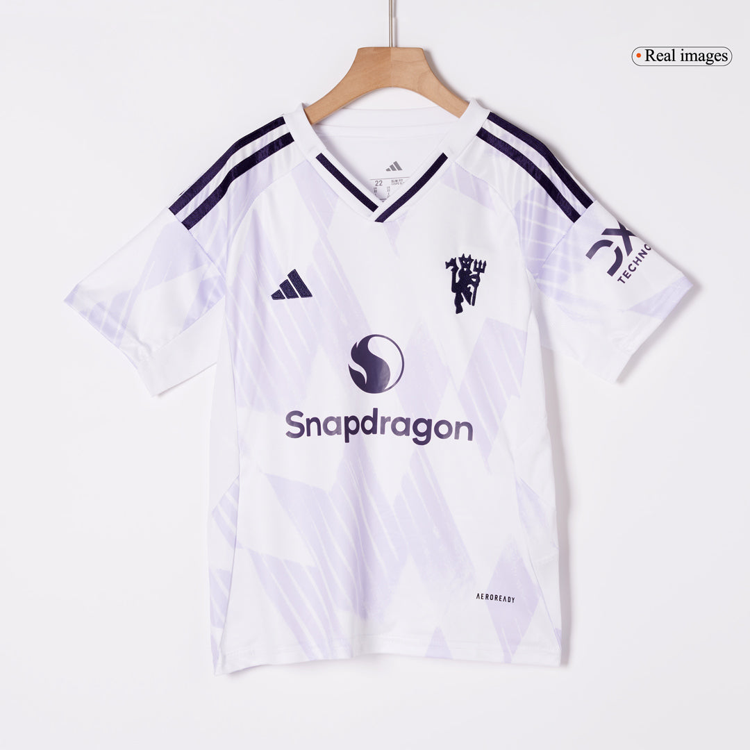 Manchester United Infantil Fora Futebol Camisa Conjunto (Camisa + Calção + Meias) 2025/26 Branco