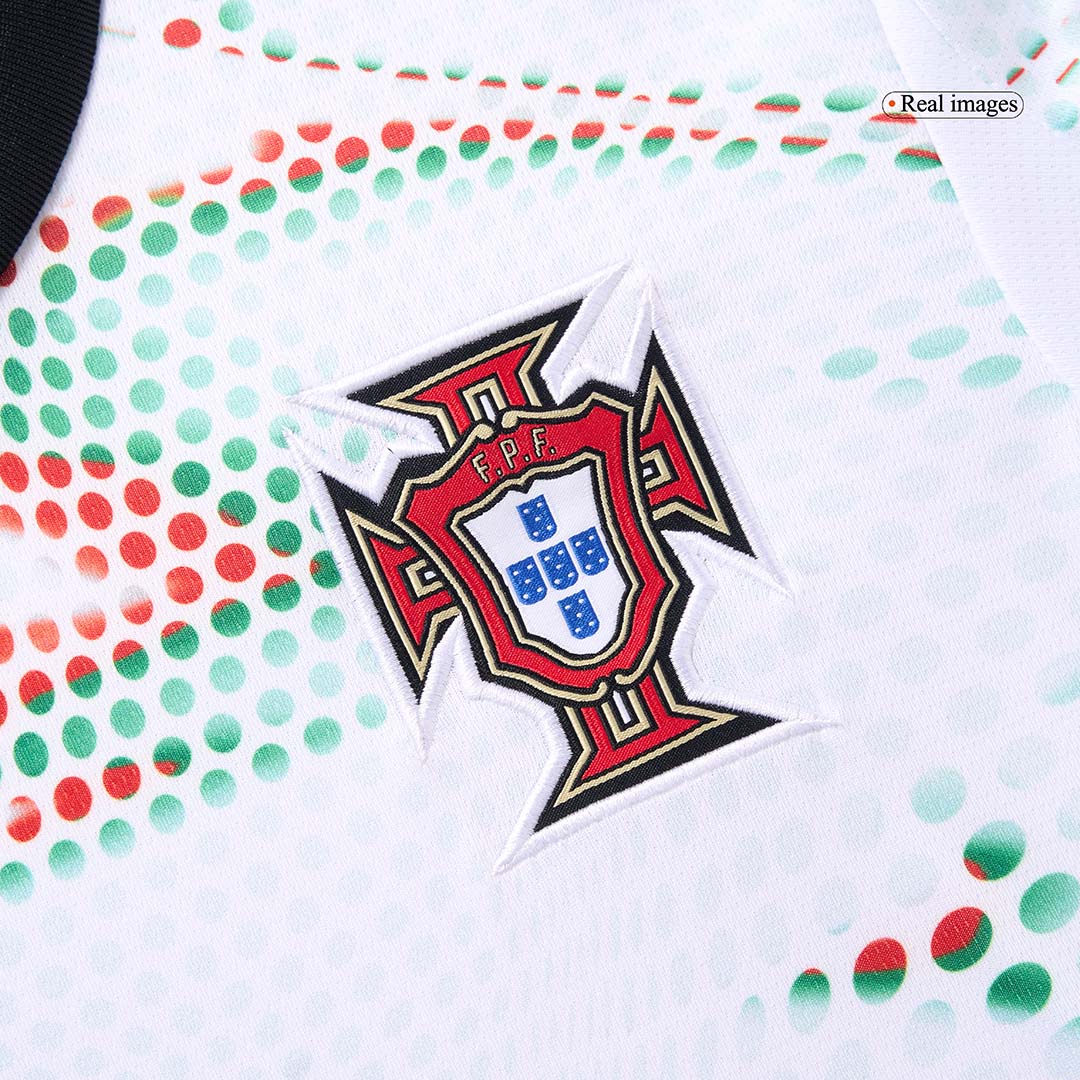 Camisola de futebol RONALDO #7 Portugal Fora de casa Camisola personalizada 2025