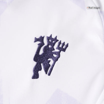 Manchester United Infantil Fora Futebol Camisa Conjunto (Camisa + Calção + Meias) 2025/26 Branco
