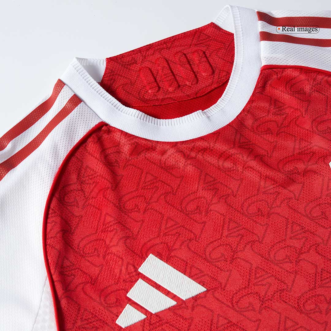 Arsenal 
Casa 
 Camisa 
 Conjunto (Camisa + Calções) 
2025/26 
Vermelho