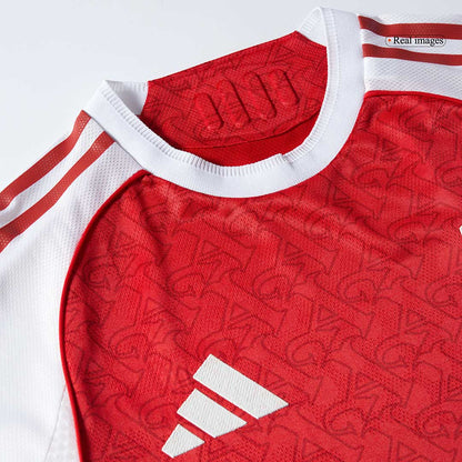 Arsenal 
Casa 
 Camisa 
 Conjunto (Camisa + Calções) 
2025/26 
Vermelho