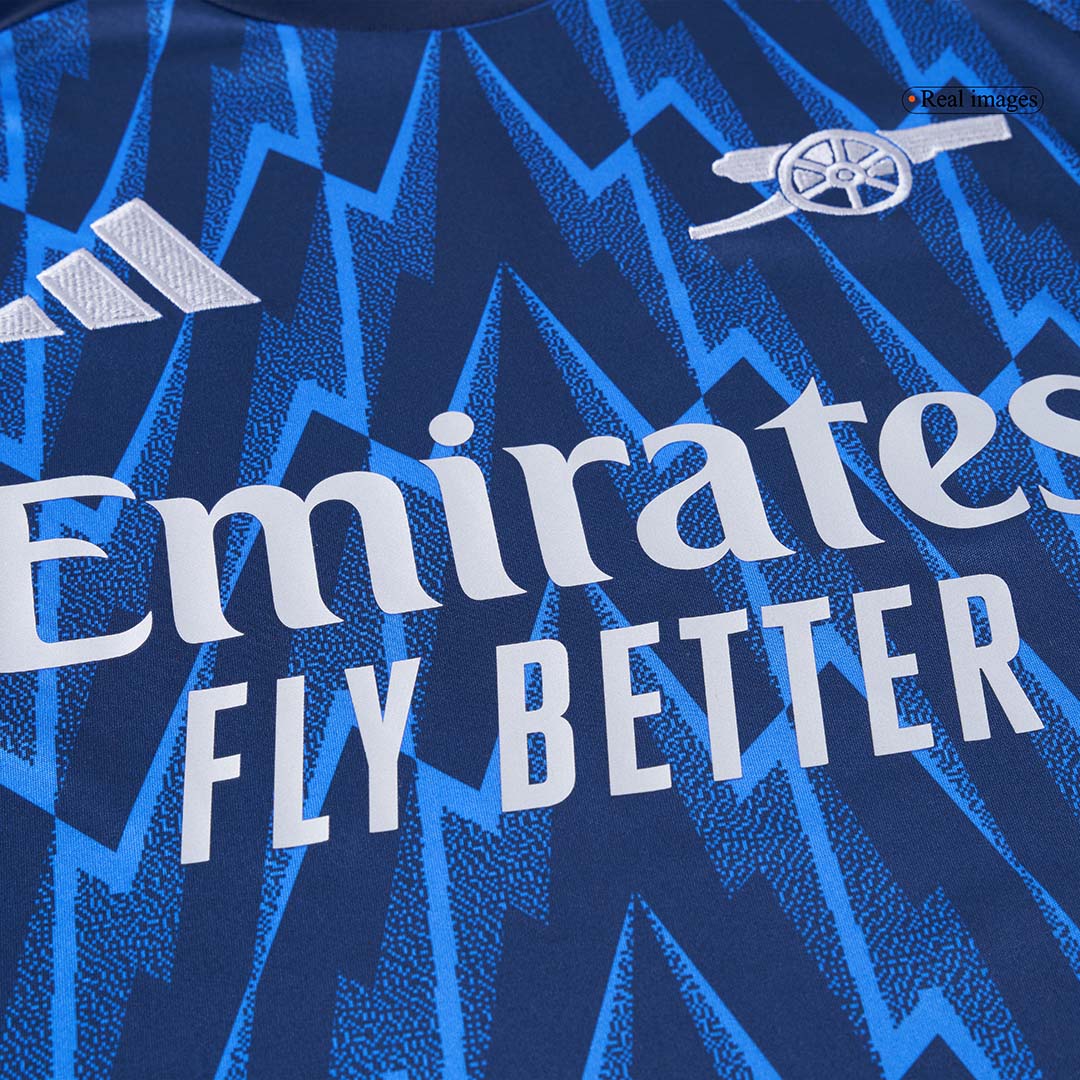 Arsenal 
 Fora Camisa Conjunto(Camisa+Calções+Meias) 2025/26 Azul