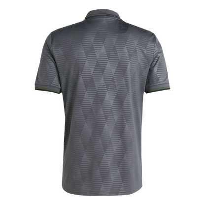 Camisola de futebol Bayern Munique 2024/25