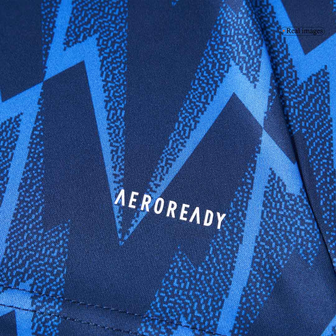 Arsenal 
 Fora Camisa Conjunto(Camisa+Calções+Meias) 2025/26 Azul