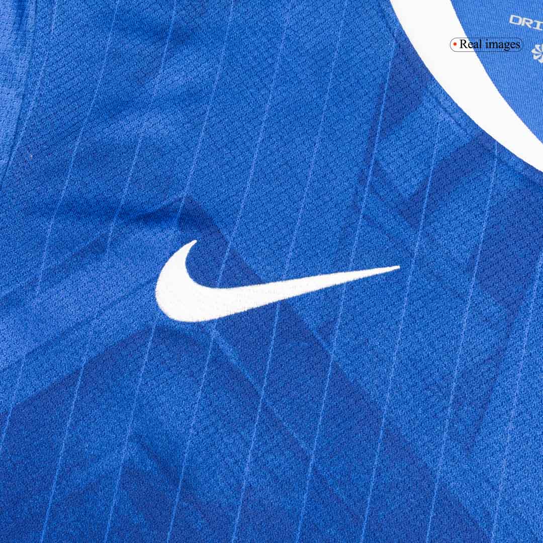 Chelsea 
Casa 
 Camisa 
Conjunto (Camisa + Calções + Meias) 
2025/26 
 Azul