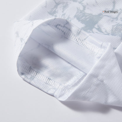 REIJNDERS #4 Manchester City Camisa 2025/26 Branco Club World Cup