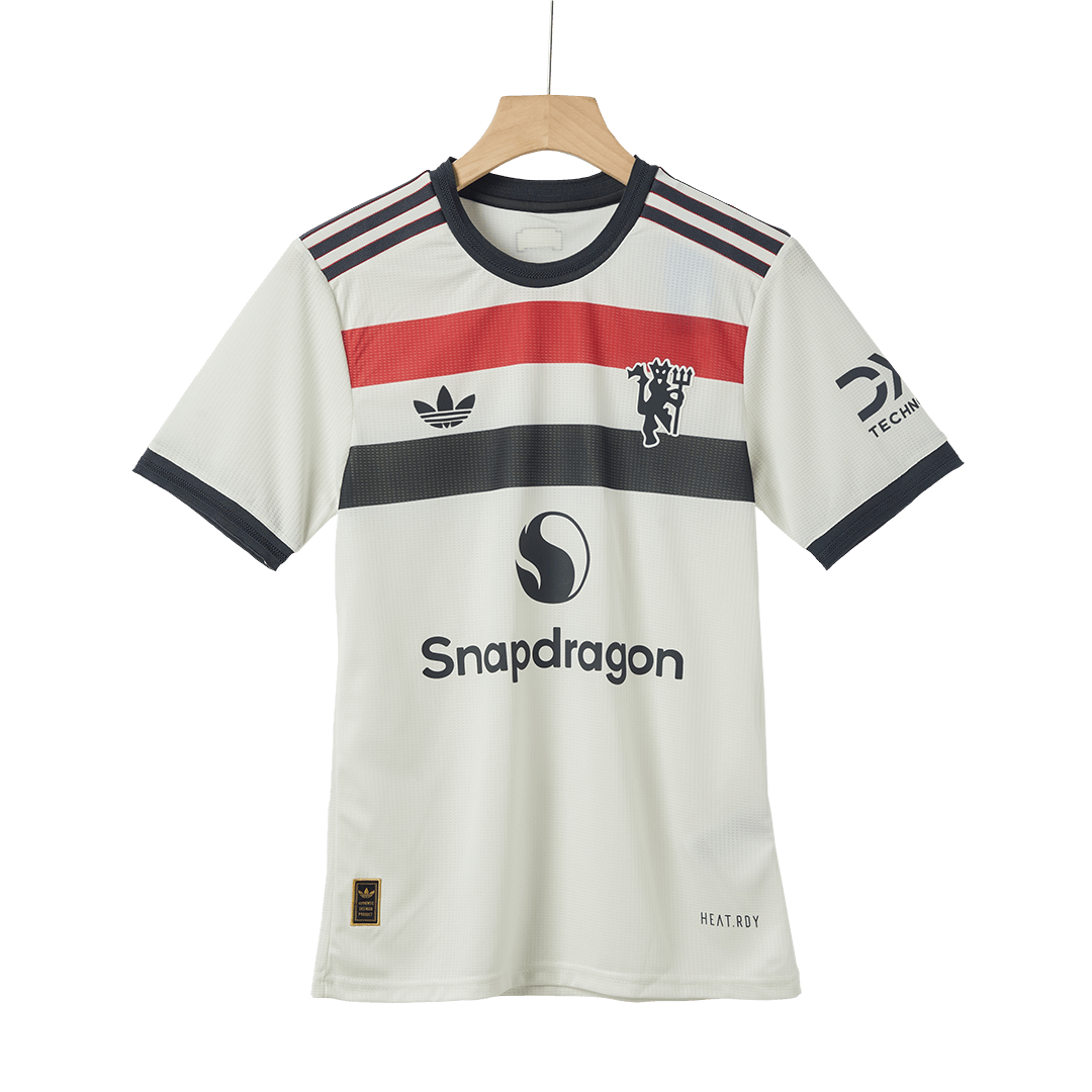 Camisola de futebol autêntica GARNACHO #17 Manchester United Third Away 2024/25