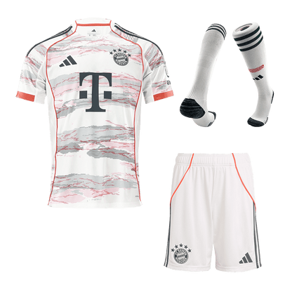 Bayern Munich 
 Fora 
 Camisa 
Conjunto (Camisa + Calções + Meias) 
2025/26 
 Branco
