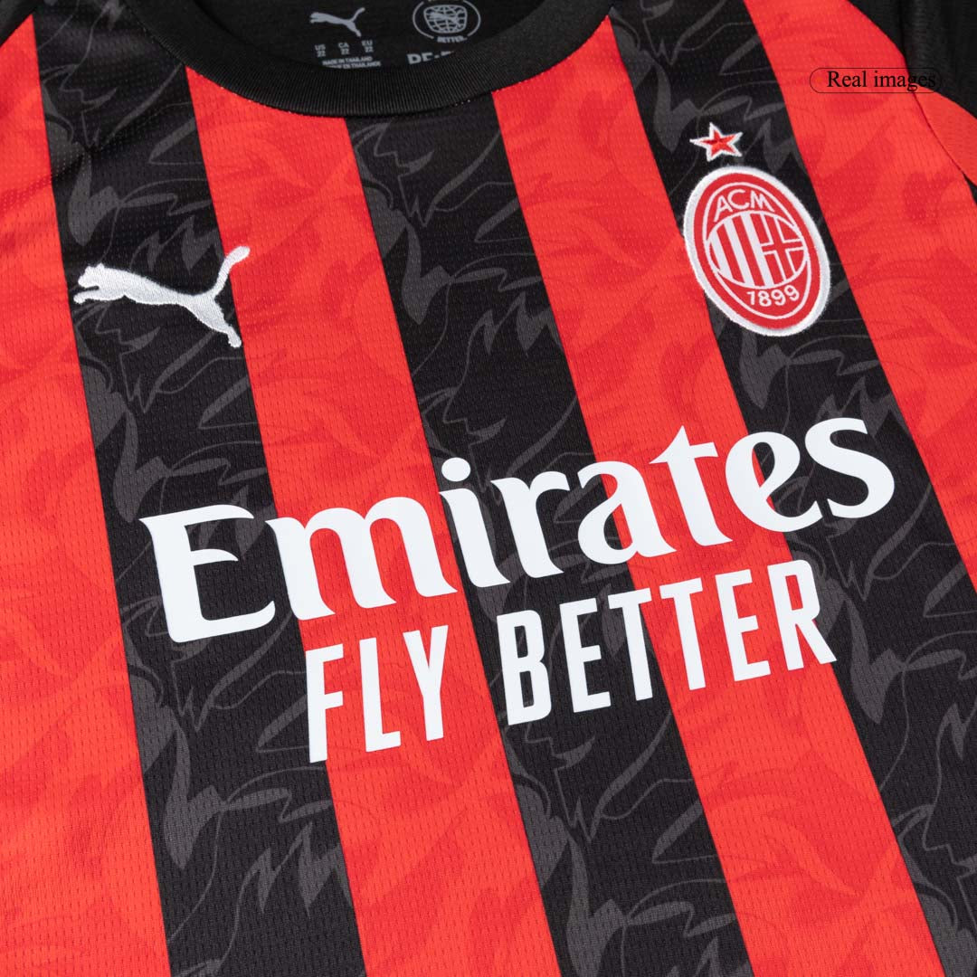 AC Milan 
Casa 
 Camisa 
Conjunto (Camisa + Calções + Meias) 
2025/26