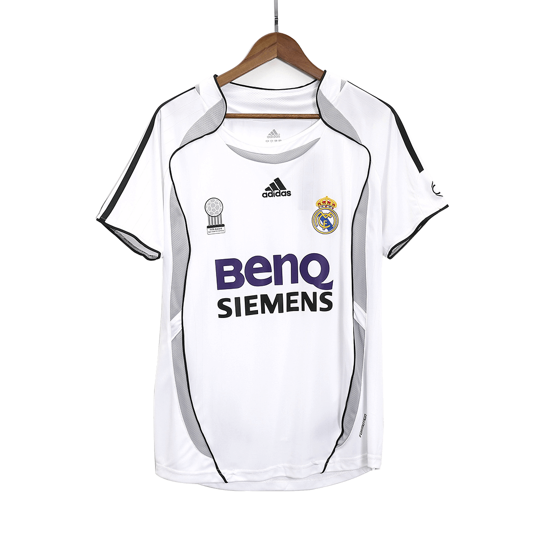 Camisola de futebol retro Real Madrid SERGIO RAMOS #4 2006/07