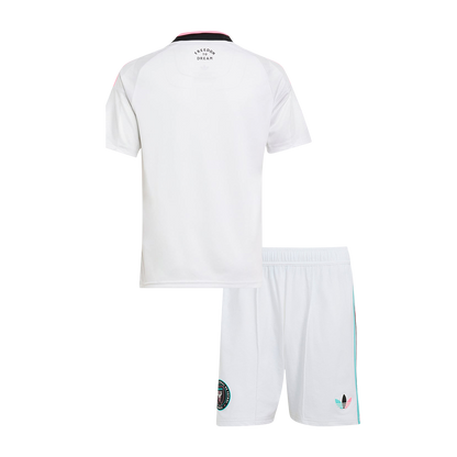 Inter Miami CF Infantil 
 Terceira Futebol Camisa 2026 Branco