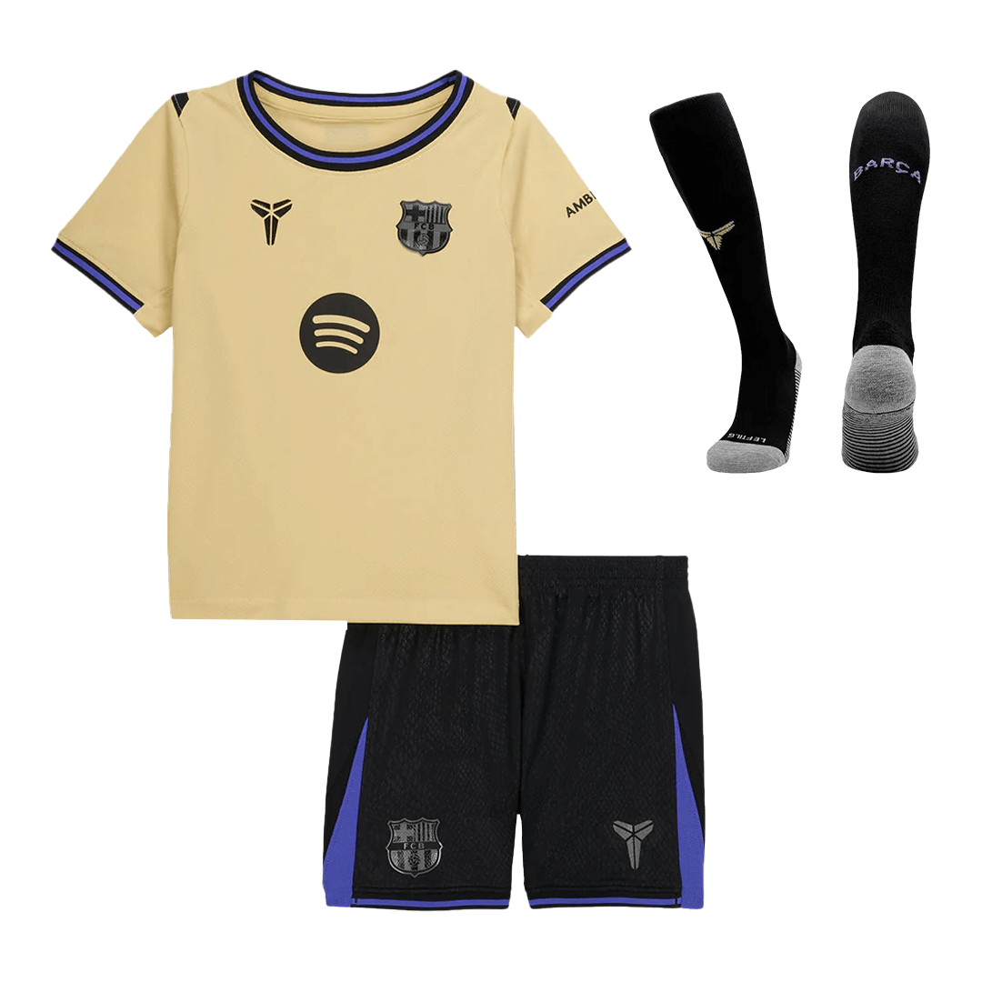 Barcelona 
 Fora 
 Conjunto（Camisa + Calção + Meias) 2025/26