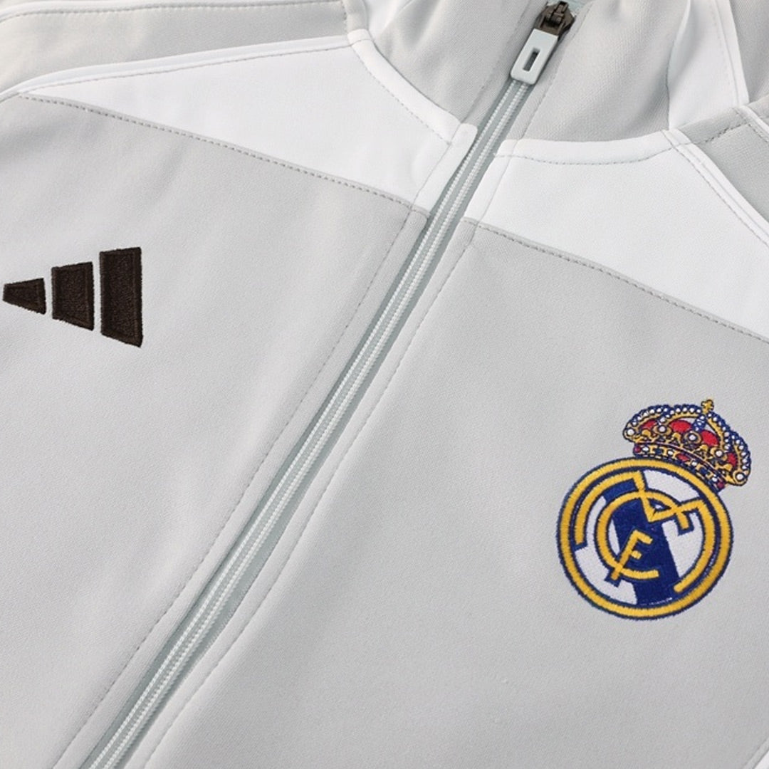 Real Madrid Formação Blusão 2025/26 Cinza