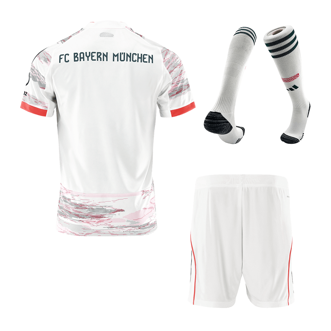 Bayern Munich 
 Fora 
 Camisa 
Conjunto (Camisa + Calções + Meias) 
2025/26 
 Branco