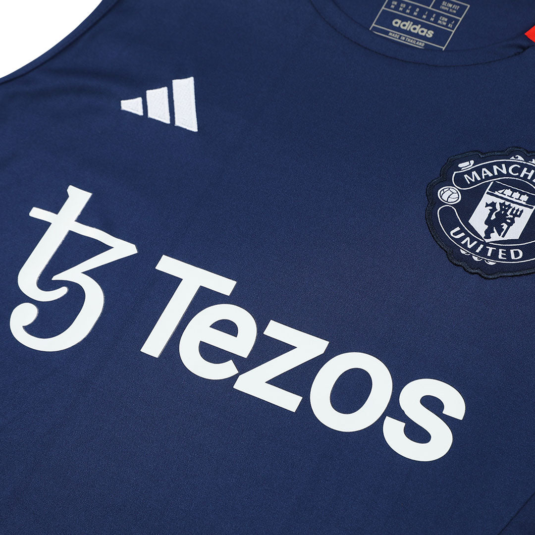 Kit de colete de camisola de futebol pré-jogo do Manchester United (camisola + calções) 2024/25