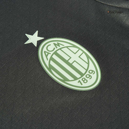 Camisola de futebol autêntico PULISIC #11 AC Milan Third Away 2024/25