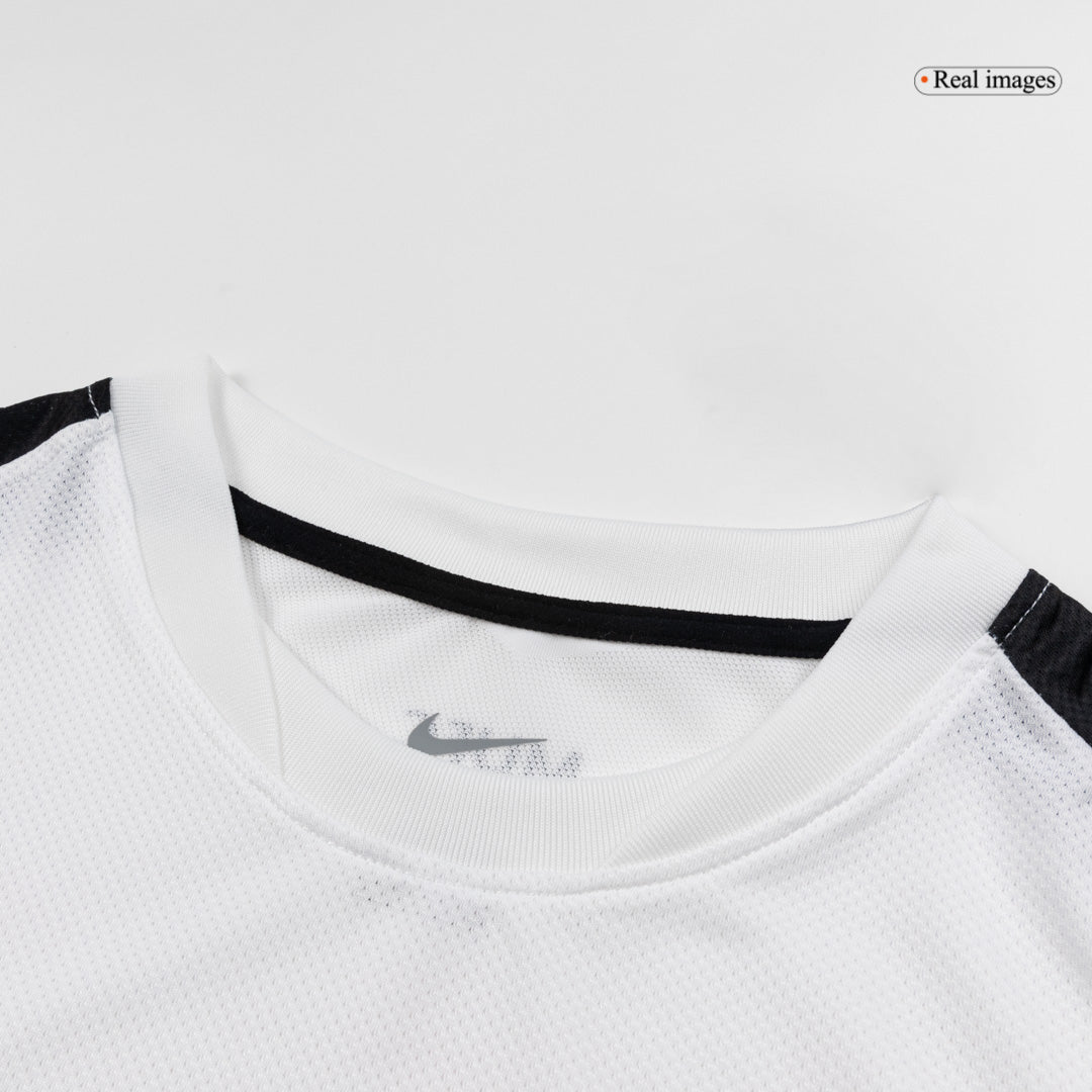 Retrô Manchester United Fora Camisa 2010/11 Branco