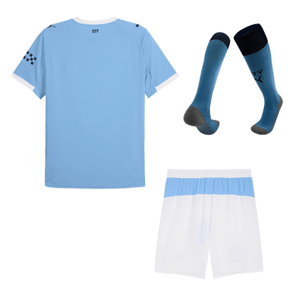 Manchester City 
Casa 
 Camisa 
Conjunto (Camisa + Calções + Meias) 
2025/26 
 Azul