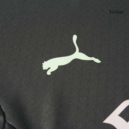 Camisola de futebol autêntico PULISIC #11 AC Milan Third Away 2024/25