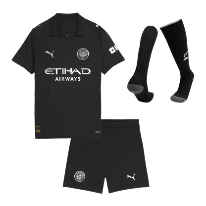 Manchester City Infantil 
 Fora Futebol Camisa Conjunto (Camisa+Shorts+Meias) 2025/26 Preto