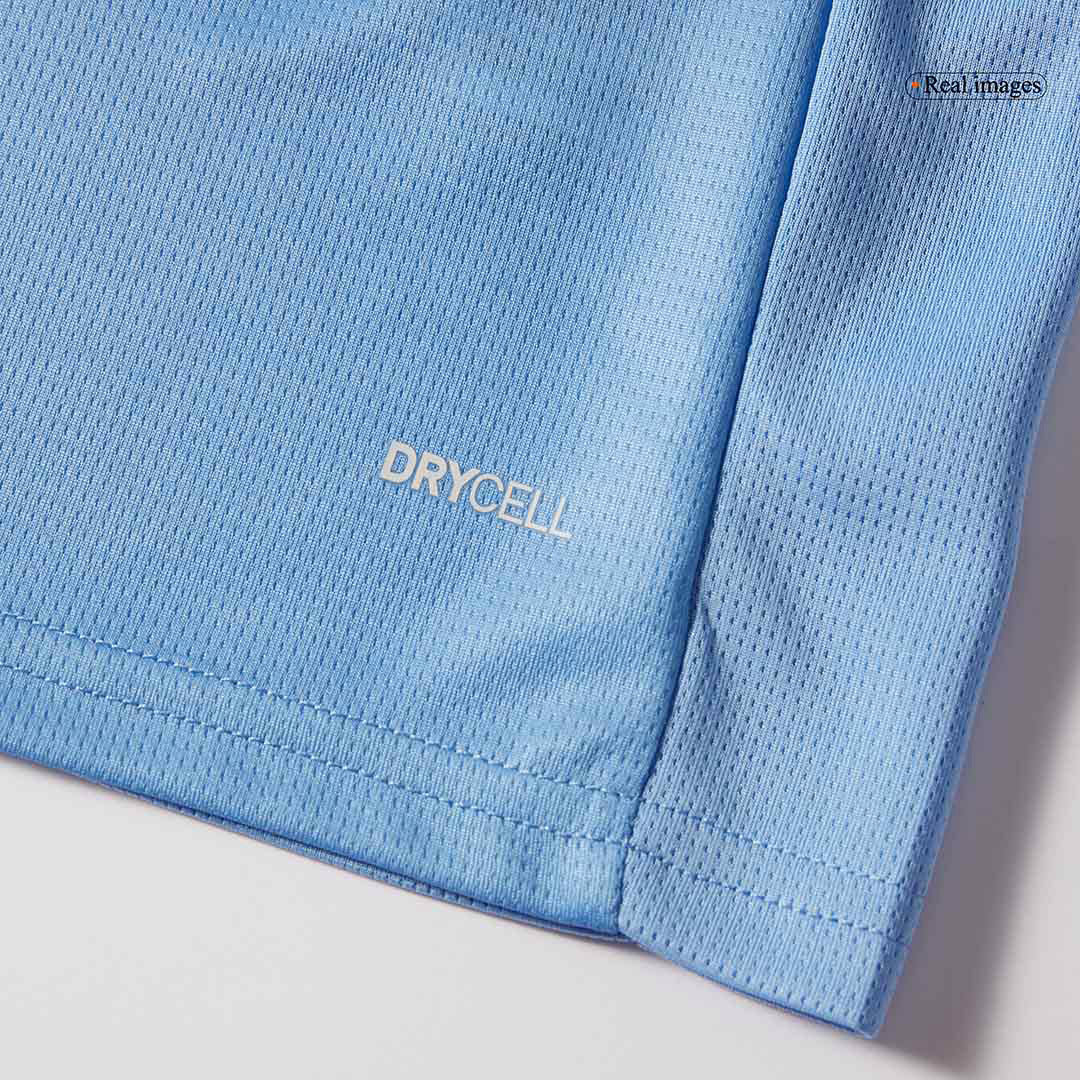 Manchester City 
Casa 
 Camisa 
Conjunto (Camisa + Calções + Meias) 
2025/26 
 Azul