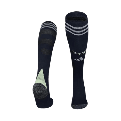 Real Madrid 
 Fora 
 Camisa 
Conjunto (Camisa + Calções + Meias) 
2025/26