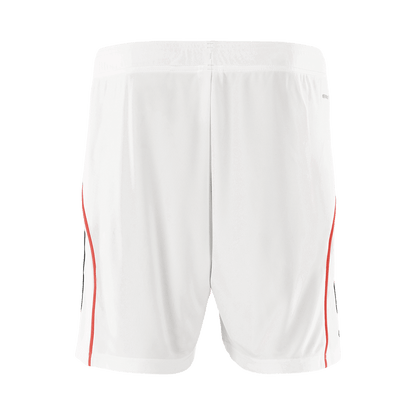 Bayern Munich 
 Fora 
 Camisa 
Conjunto (Camisa + Calções + Meias) 
2025/26 
 Branco