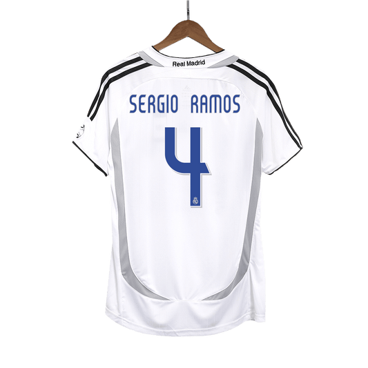 Camisola de futebol retro Real Madrid SERGIO RAMOS #4 2006/07